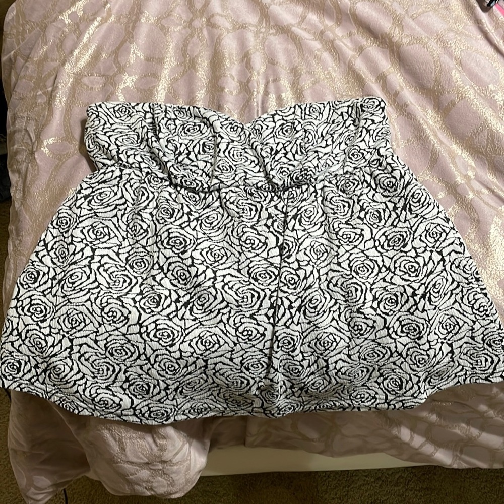Torrid Rose Strapless Top